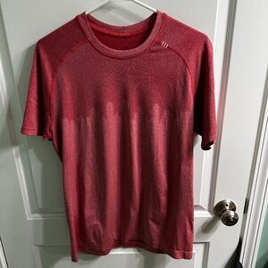 Lululemon Skyline Metal Vent Tshirt (RARE)